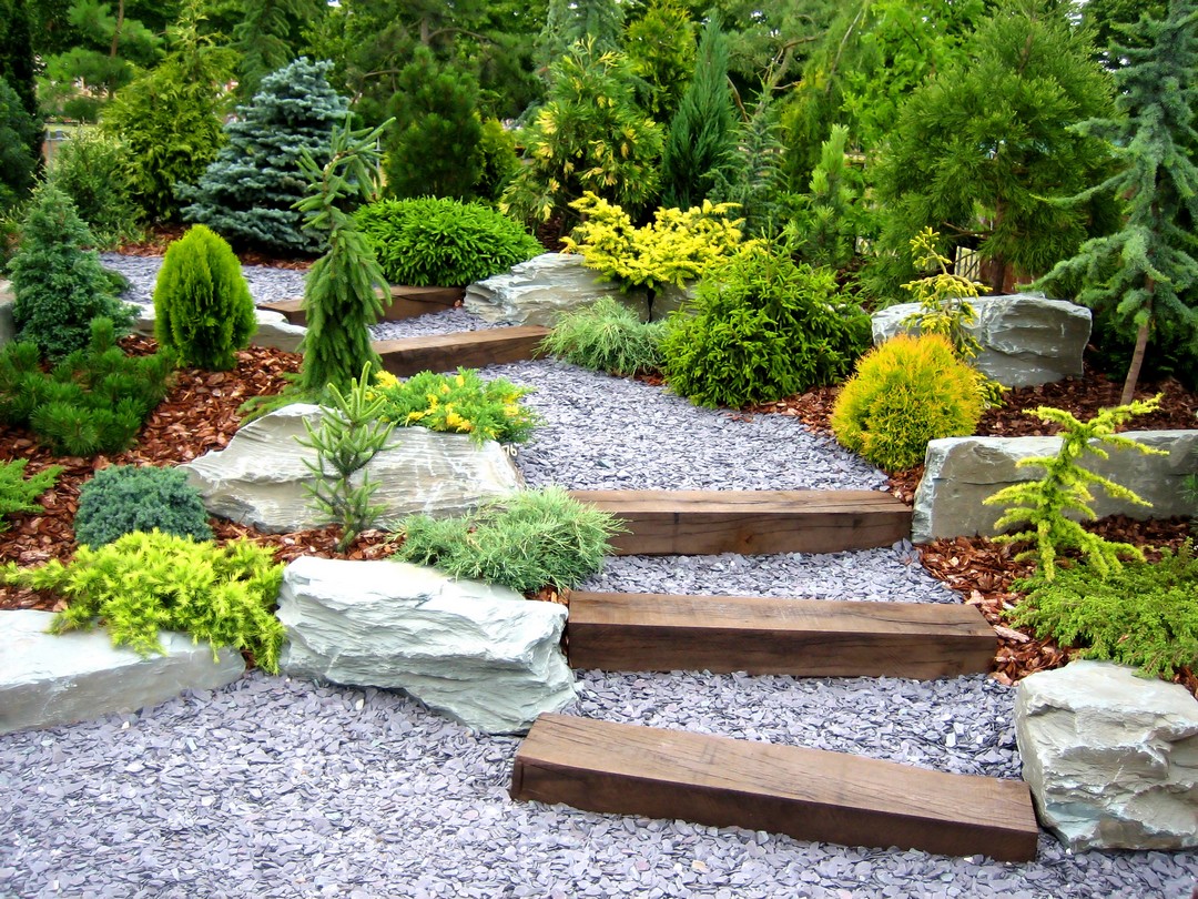 Construire un escalier pour un jardin en pente ou abrupt